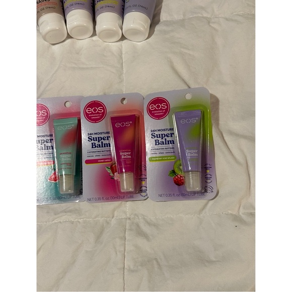 EOS Assorted Lip Balm and Hand Cream Set - Picture 8 of 9